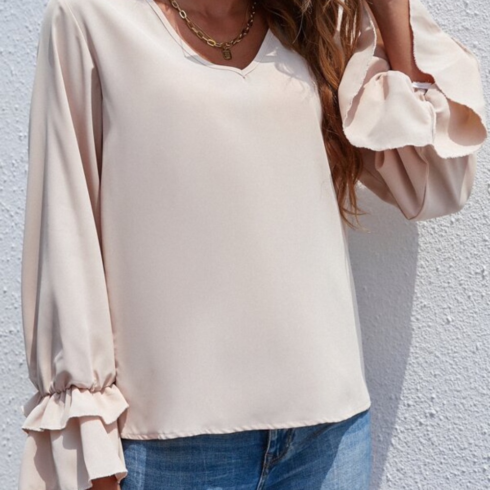 Bohemian Cream Ruffle Sleeve Top Minimalist - Picture 4 of 5